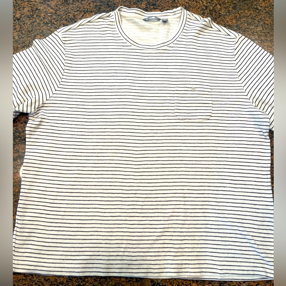 Michael Bastion Lightweight sweater NWOT